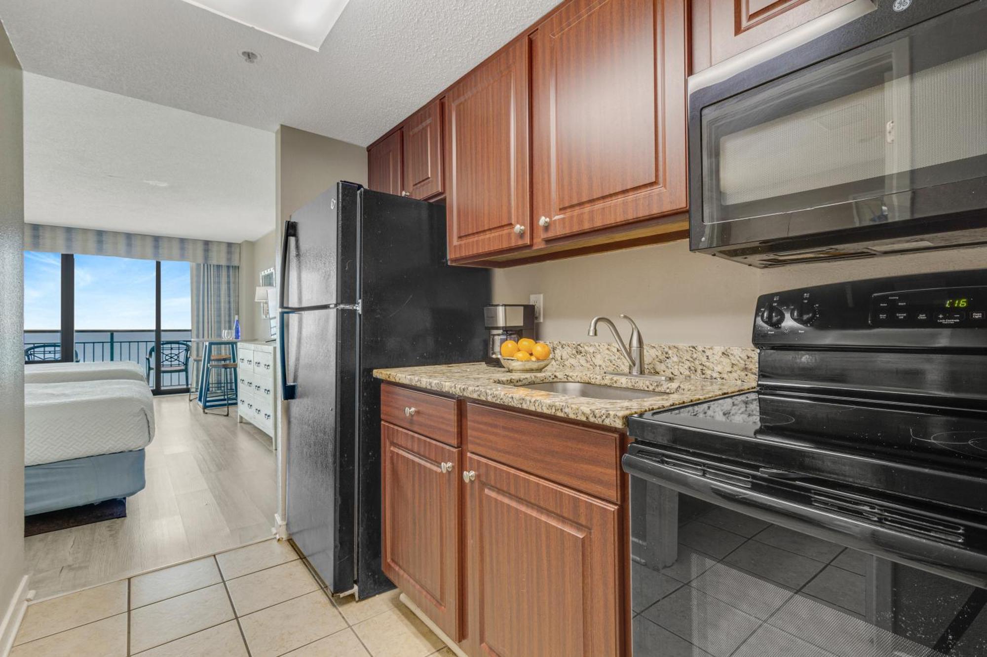 Oceanview Studio Escape With Beach Steps Away! 1828 Миртл-Бич Экстерьер фото